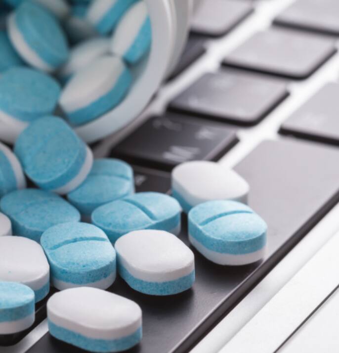 Computer-Aided Drug Discovery Computer-Aided Drug Discovery